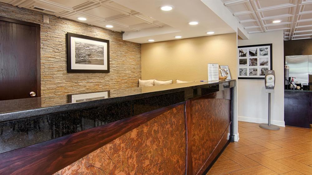 Best Western Salisbury Plaza Esterno foto