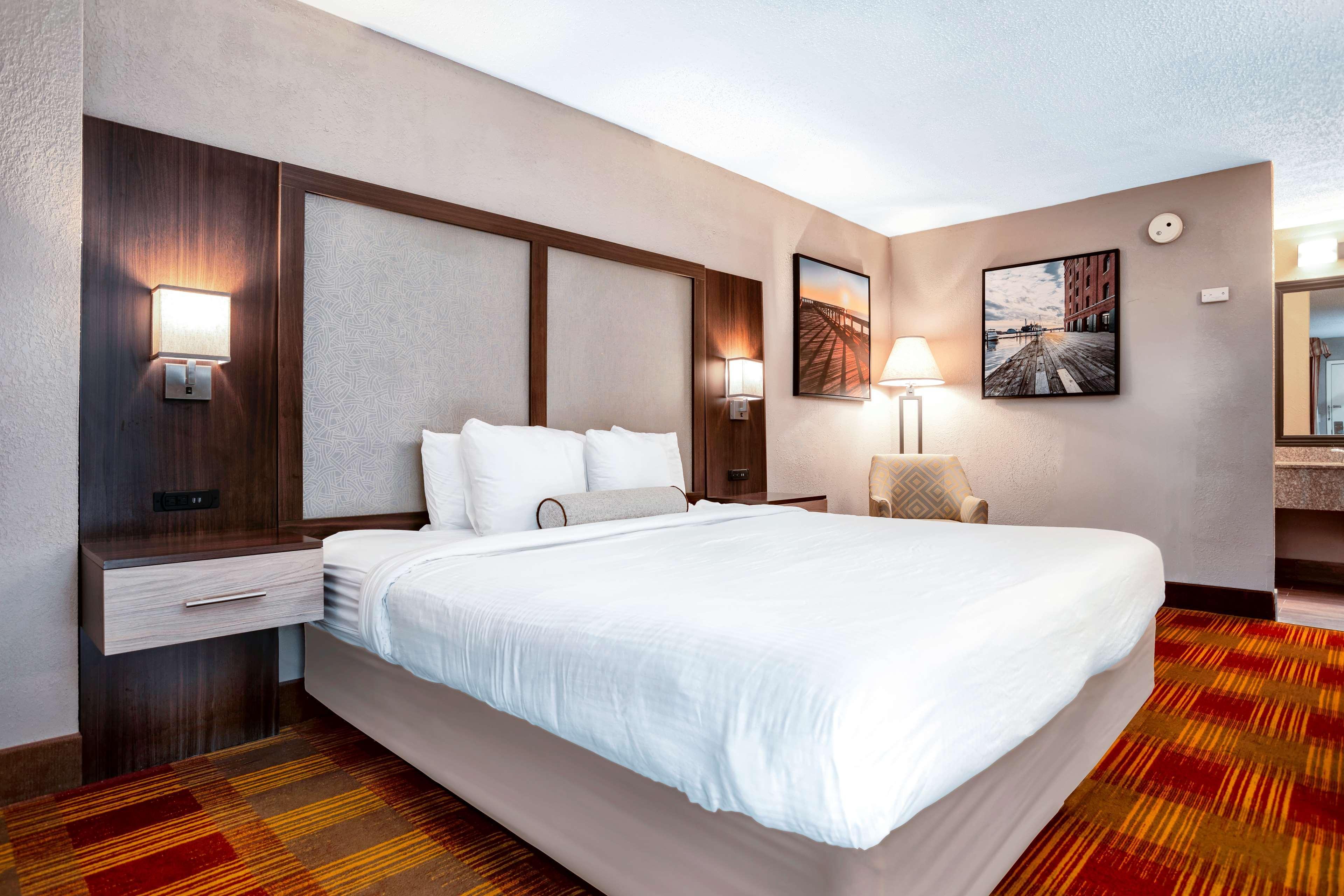 Best Western Salisbury Plaza Esterno foto
