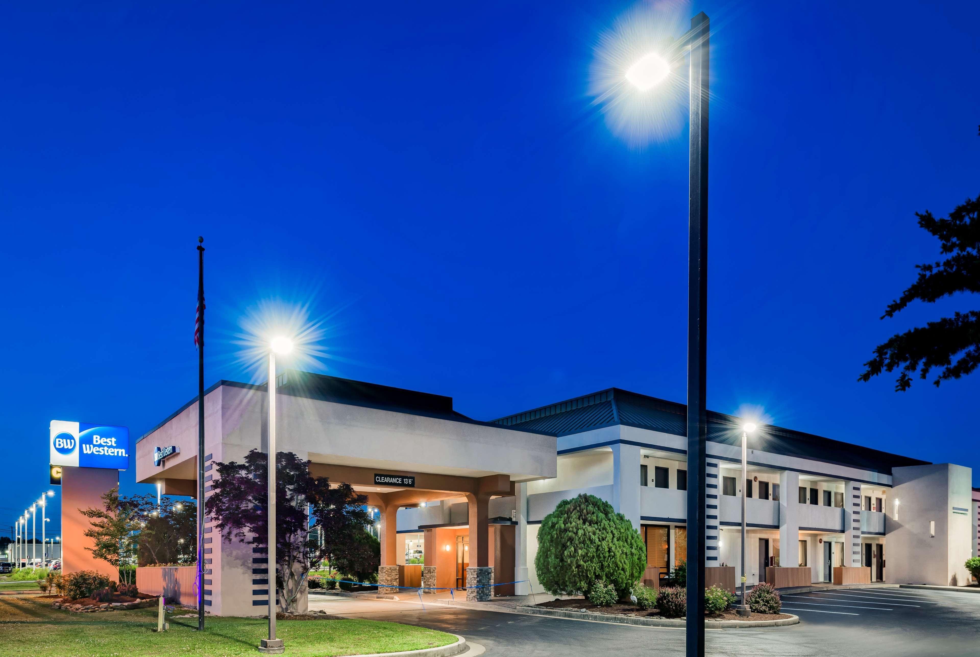 Best Western Salisbury Plaza Esterno foto