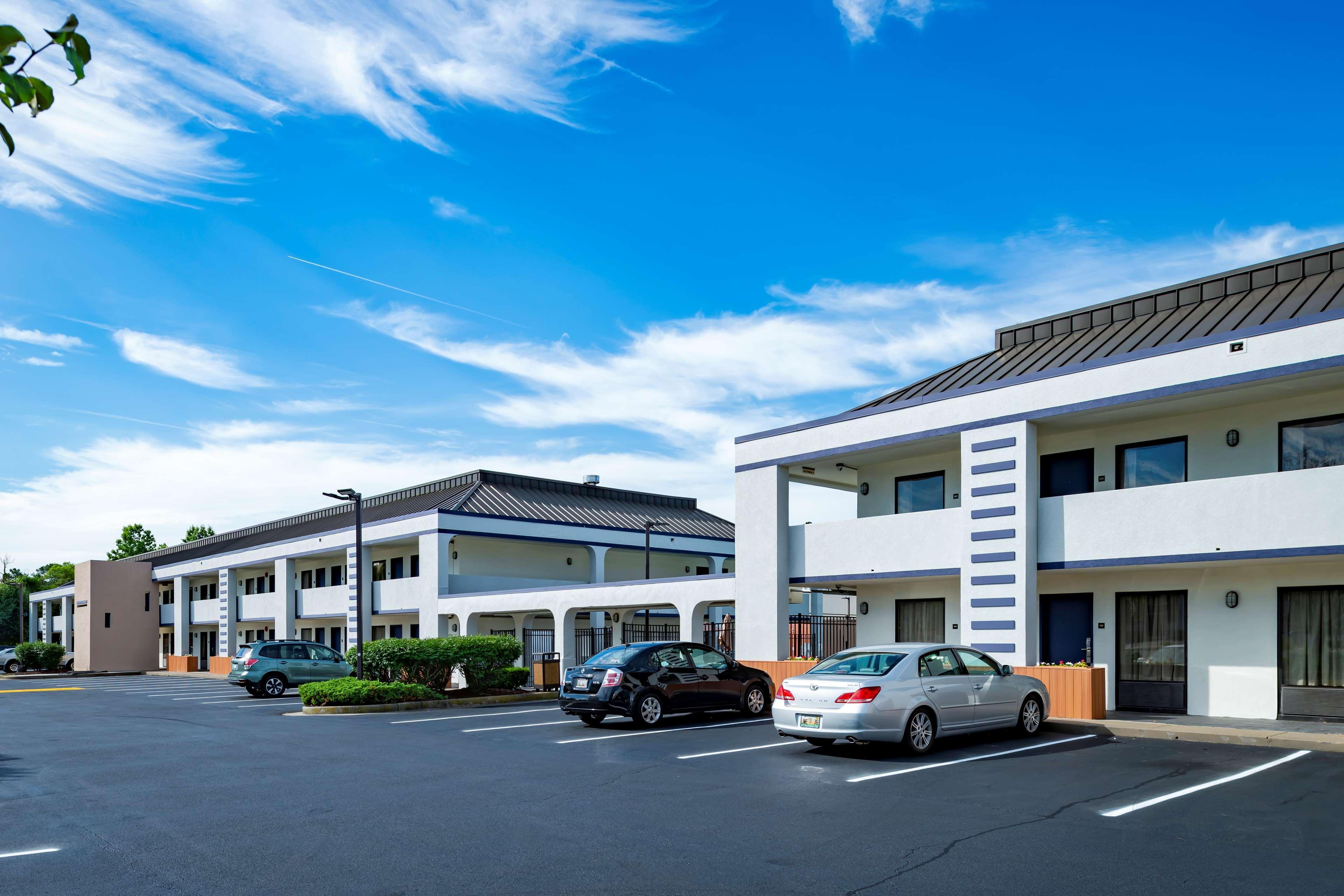 Best Western Salisbury Plaza Esterno foto