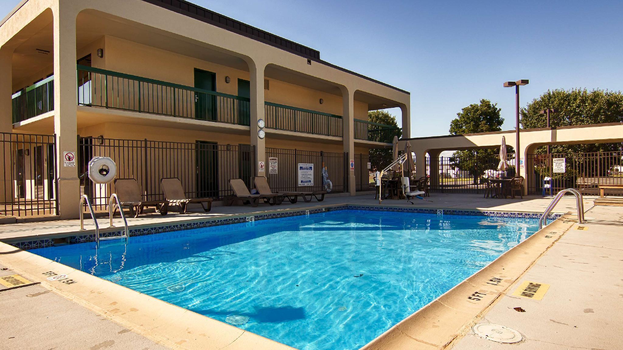 Best Western Salisbury Plaza Esterno foto