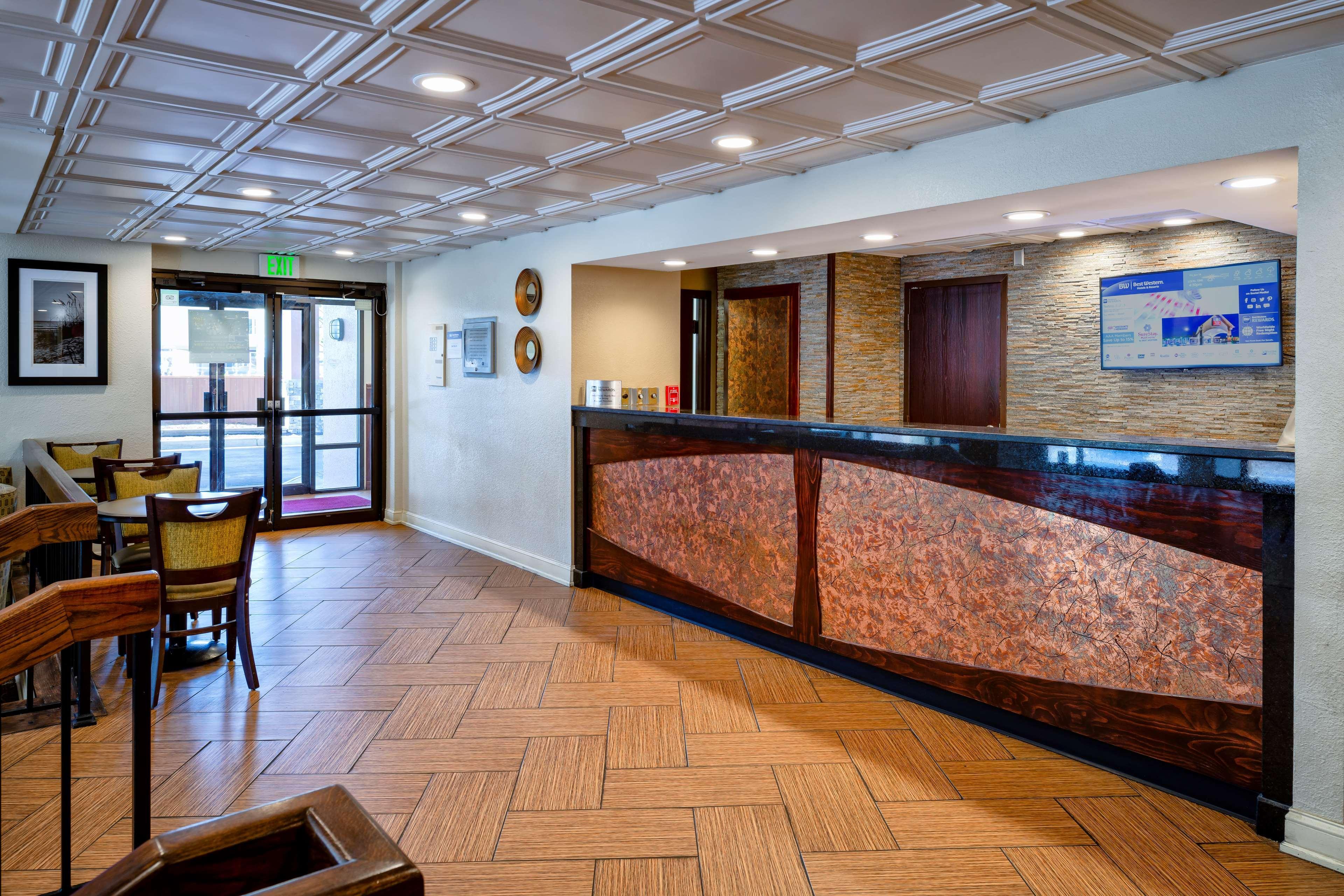 Best Western Salisbury Plaza Esterno foto