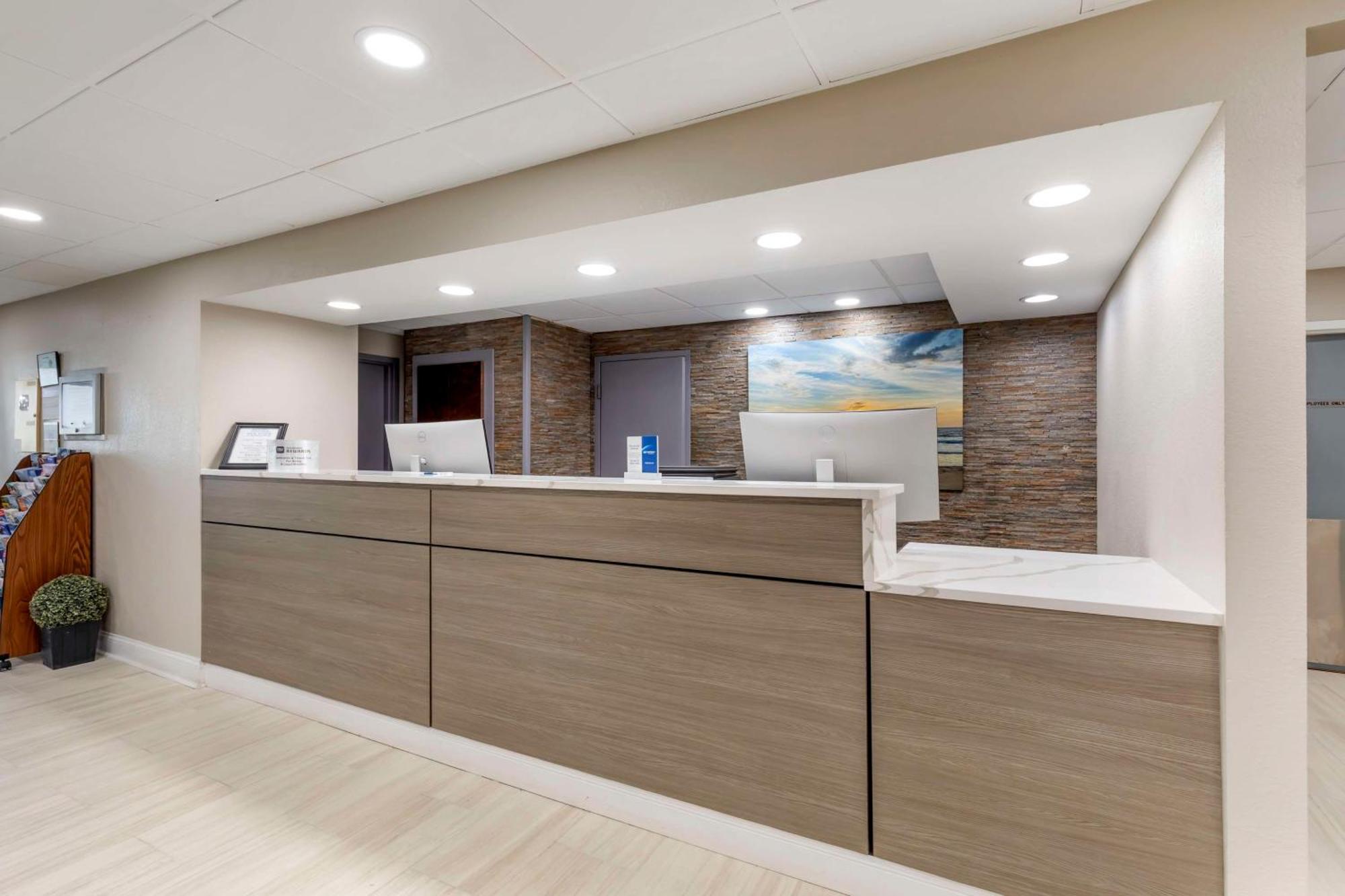 Best Western Salisbury Plaza Esterno foto