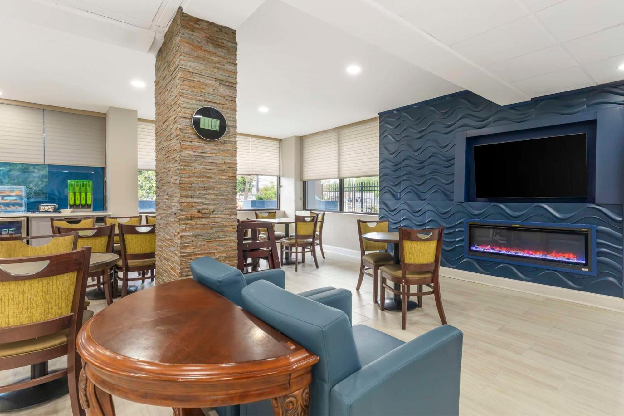 Best Western Salisbury Plaza Esterno foto